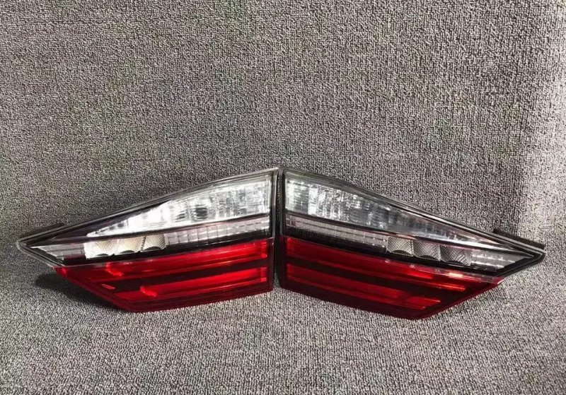 Original 8156133640 Car Rear Lamp Tail Light for ES High Quality 6000k Color Temperature Long Expiration  Accessories